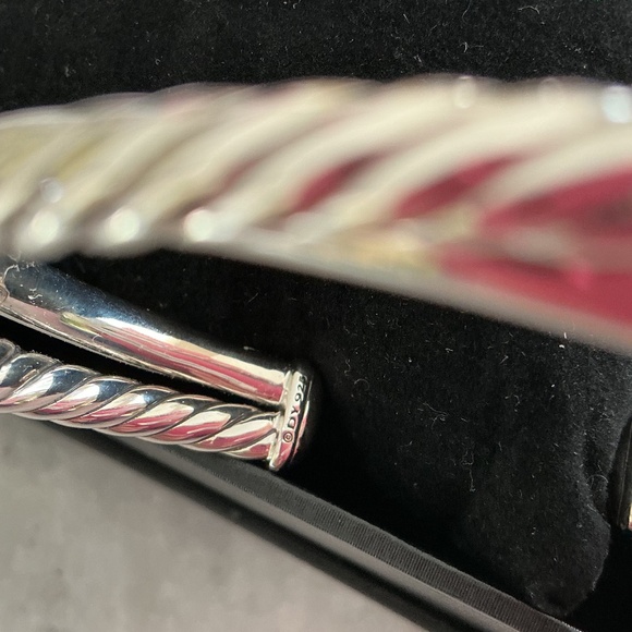 David Yurman bangle bracelet, NWT - Picture 10 of 11